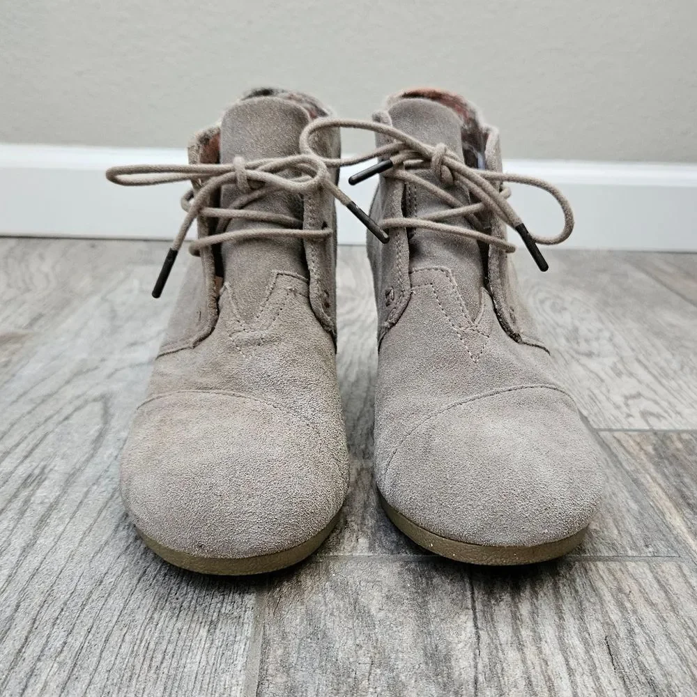 Toms Kala Suede Wedge Ankle Boots
